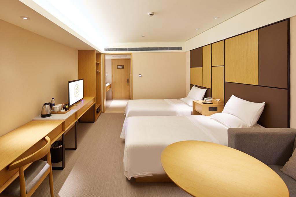 JI Hotel Xintiandi Shanghai Bagian luar foto