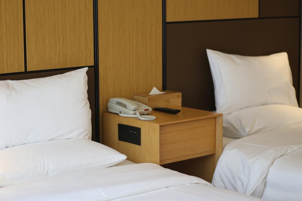 JI Hotel Xintiandi Shanghai Bagian luar foto