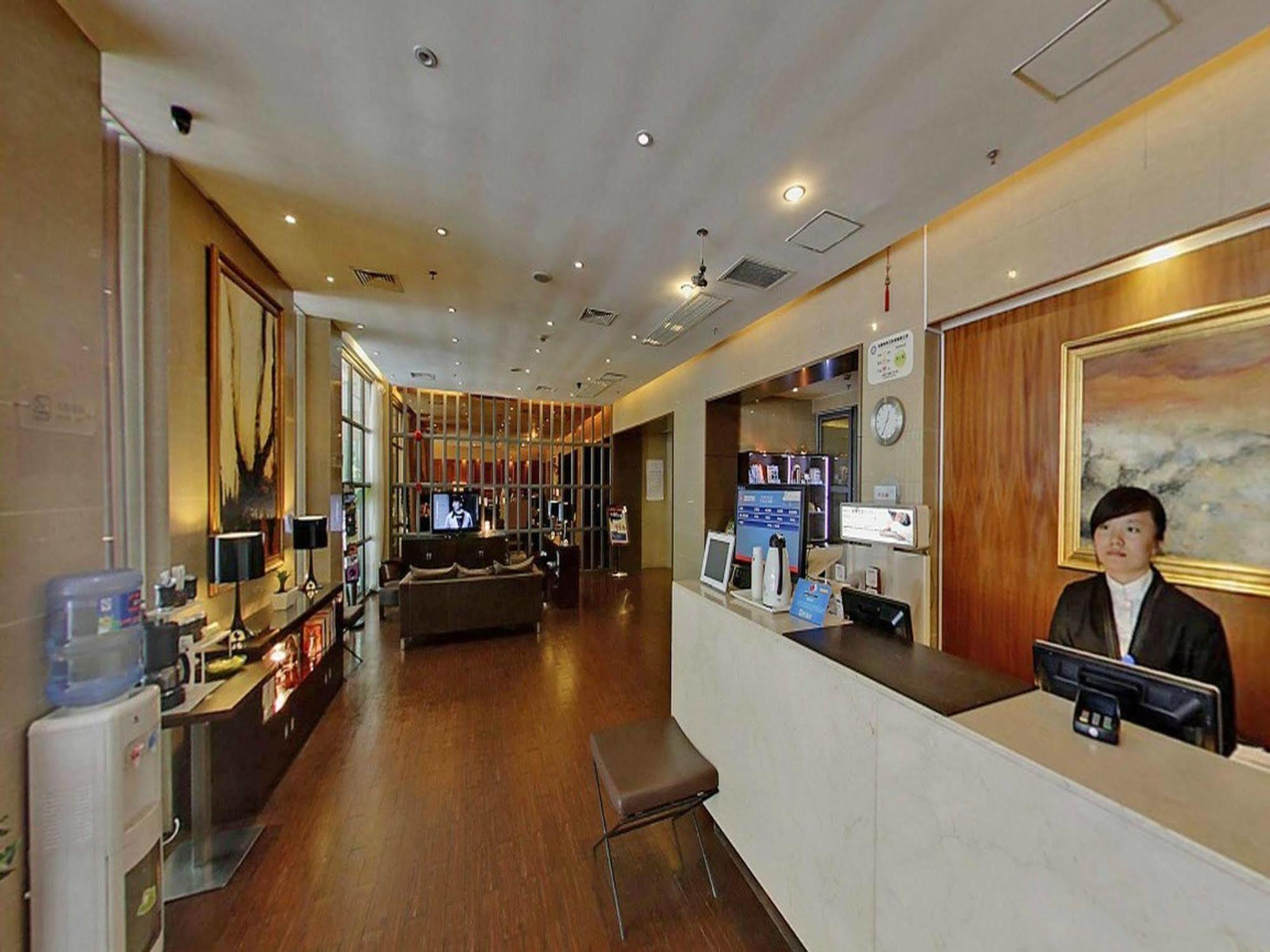 JI Hotel Xintiandi Shanghai Bagian luar foto
